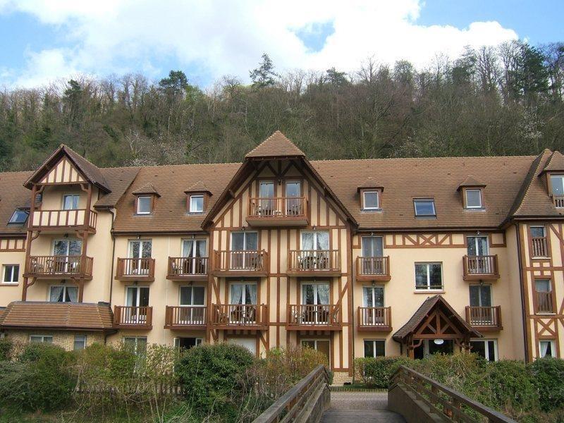 Karma Manoir Des Deux Amants Aparthotel Connelles Ngoại thất bức ảnh