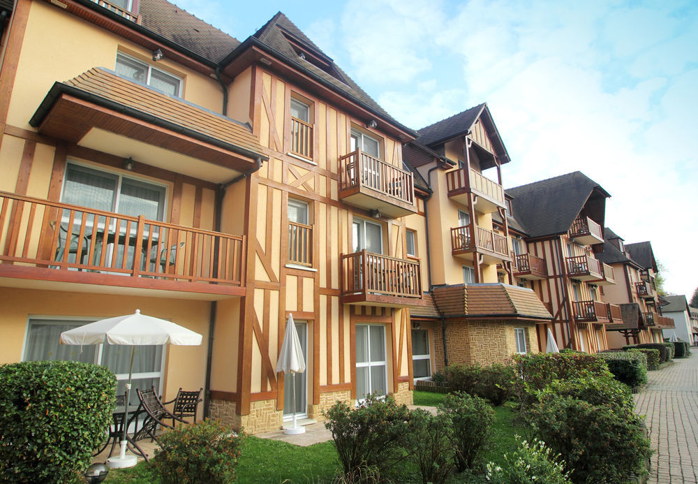 Karma Manoir Des Deux Amants Aparthotel Connelles Ngoại thất bức ảnh