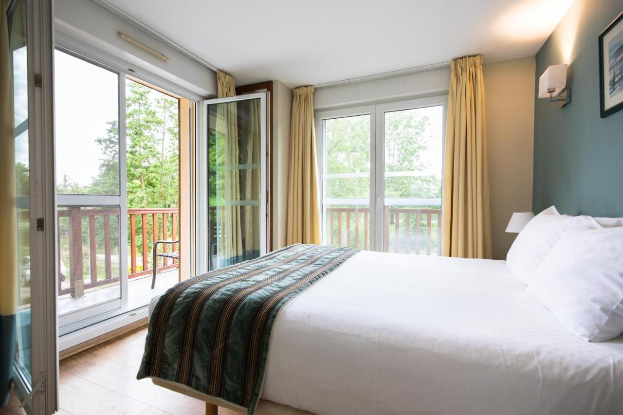 Karma Manoir Des Deux Amants Aparthotel Connelles Ngoại thất bức ảnh